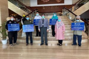 BI Lampung Salurkan Bantuan Paket Sembako untuk Masyarakat